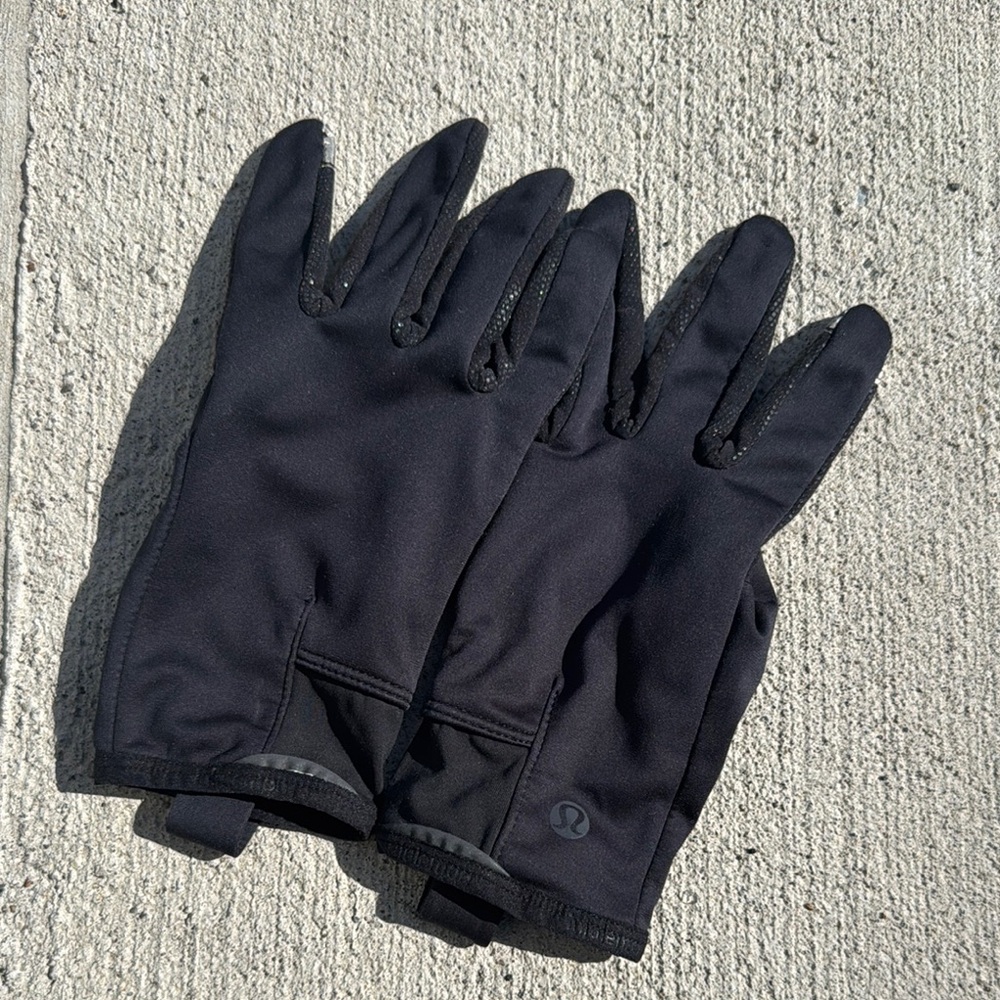 Lululemon Black Gloves